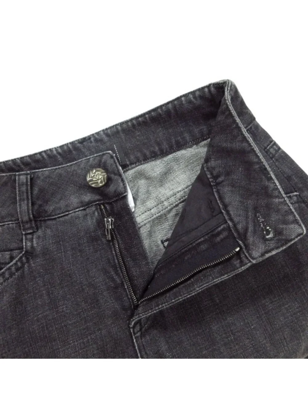 Chanel item denim